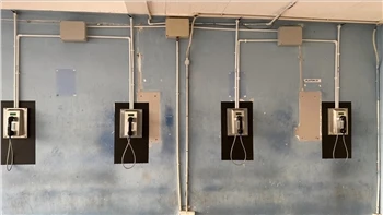 Malaisia ​​kool paigaldas roostevabast terasest plahvatuse{0}}kindla telefoni...